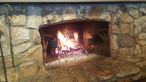 American Restaurant «Cracker Barrel Old Country Store», reviews and photos, 34 Tunnel Rd, Asheville, NC 28805, USA