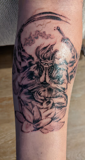 Tattoo Shop «Hailin Tattoo Studio», reviews and photos, 1136 N La Brea Ave, Los Angeles, CA 90038, USA