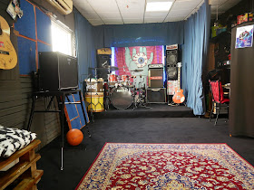 Backstage Sala de Ensaio/ Studio para Bandas em Lisboa