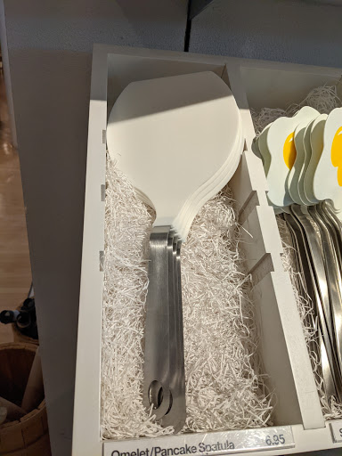 Furniture Store «Crate and Barrel», reviews and photos, 555 Bellevue Way NE, Bellevue, WA 98004, USA