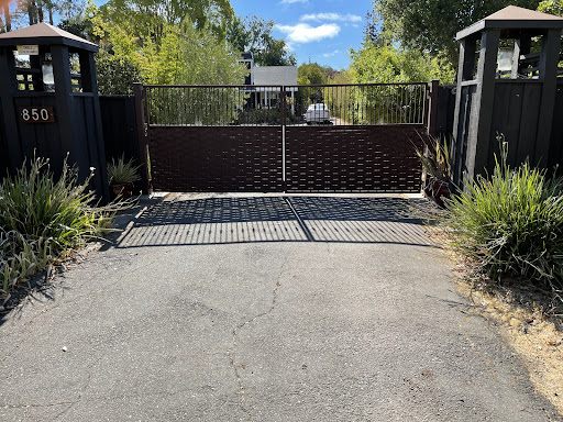 Garage Door & Gate Repair Near Me inc