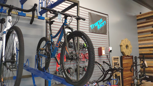 Bicycle Store «The Peddler Bicycle Shop - Cedar Park», reviews and photos, 13010 W Parmer Ln #500, Cedar Park, TX 78613, USA