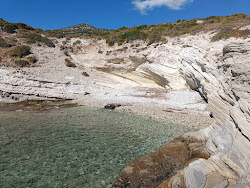 Foto von Aspros Kavos Beach mit kurze, gerade küste