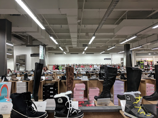 Shoe Store «DSW Designer Shoe Warehouse», reviews and photos, 80 Wynnewood Rd, Ardmore, PA 19003, USA