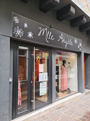 Mlle Angèle à Pontivy