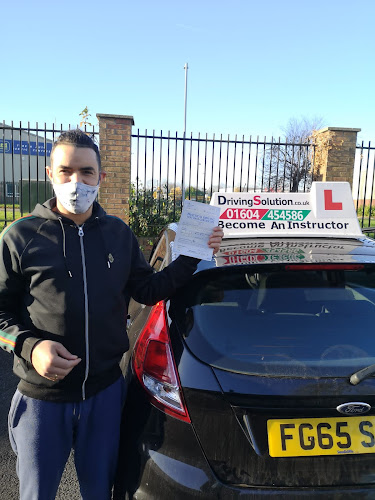 Comments and reviews of Driving Solution - driving lessons Northampton
