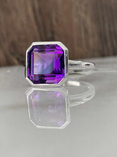 Jewelry Store «Georgetown Jewelers Inc», reviews and photos, 351 Georgetown Square, Wood Dale, IL 60191, USA