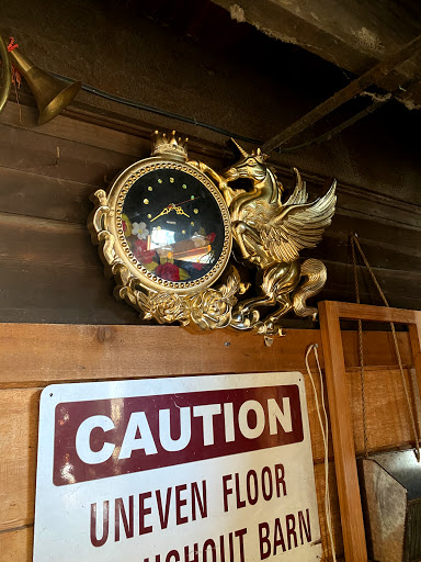 Used Furniture Store «Miscellaneous Barn», reviews and photos, 240 Mantle Rd, Painesville, OH 44077, USA