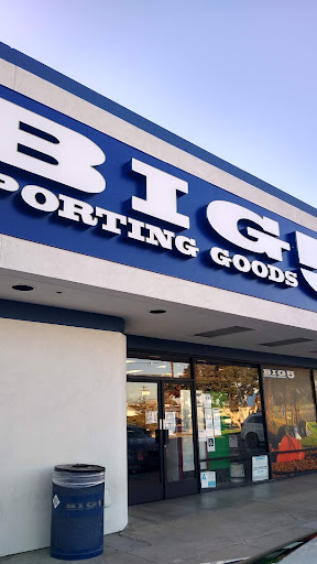 Sporting Goods Store «Big 5 Sporting Goods - Lakewood», reviews and photos, 5247 Lakewood Blvd, Lakewood, CA 90712, USA