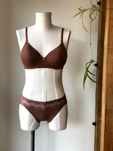 Lingerie Store «Forty Winks», reviews and photos, 56 John F. Kennedy St, Cambridge, MA 02138, USA