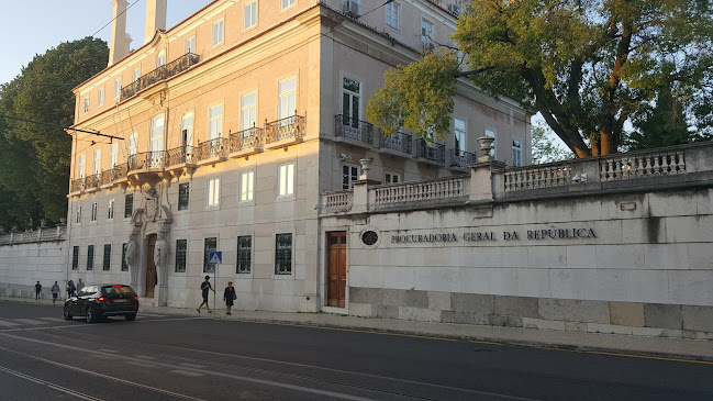 R. da Escola Politécnica 217, 1250-101 Lisboa, Portugal