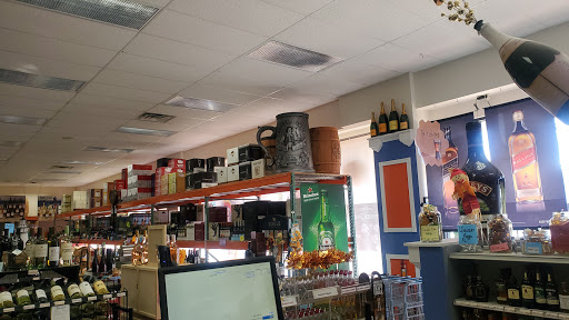 Liquor Store «Ives Road Wine & Spirits», reviews and photos, 20 Ives Rd # 103A, Wallingford, CT 06492, USA