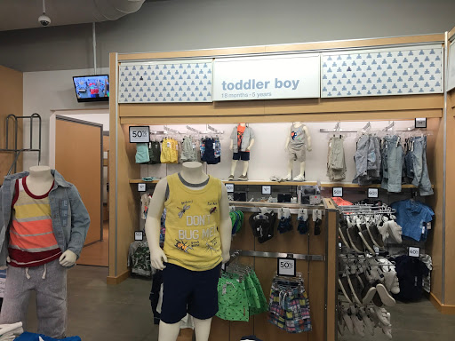 Clothing Store «Gap Outlet», reviews and photos, 18 West Lightcap Rd, Pottstown, PA 19464, USA