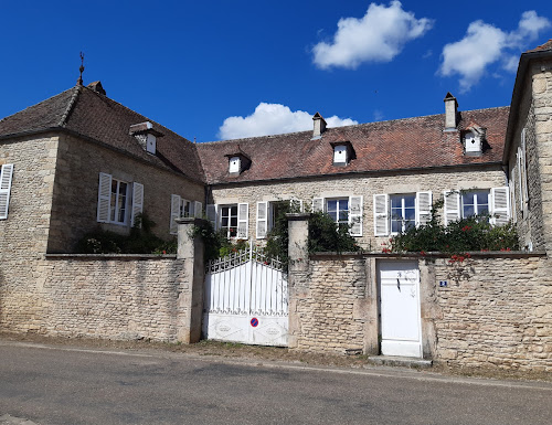 Gîte Aux Dormeurs du Val à Le Val-d'Esnoms