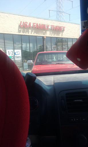 Thrift Store «USA Family Thrift», reviews and photos, 4470 S 108th St, Greenfield, WI 53228, USA