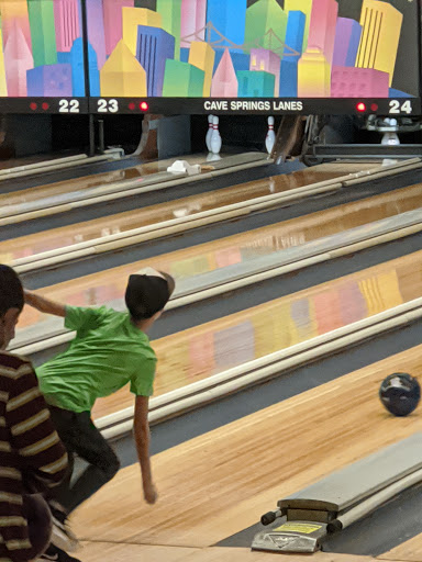 Bowling Alley «Cave Springs Lanes», reviews and photos, 4055 Mexico Rd, St Peters, MO 63376, USA