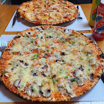 Plats et boissons du Pizzeria Chrono pizz à Firminy - n°5