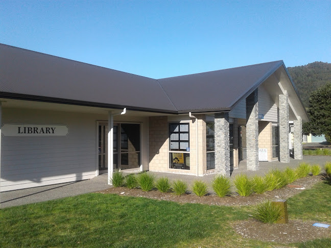 Reviews of Pauanui Library in Pauanui - Library