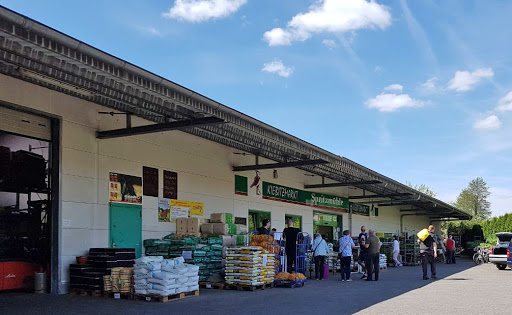 Kiebitzmarkt Neuhof unter Neuhof, 