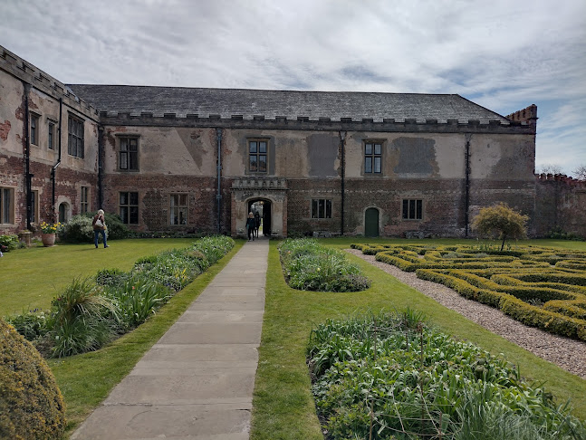 Comments and reviews of Holme Pierrepont Hall