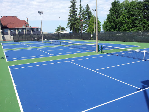 Tennis court construction company Ottawa