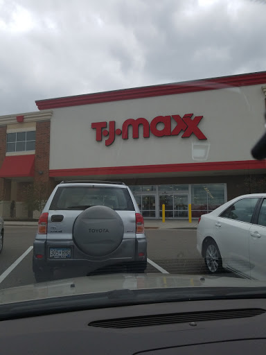 Department Store «T.J. Maxx», reviews and photos, 1300 Shingle Creek Xing, Brooklyn Center, MN 55430, USA