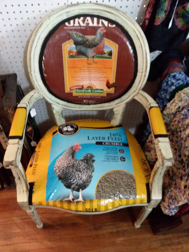 Antique Store «Centerville Marketplace», reviews and photos, 100 Church St, Centerville, TN 37033, USA