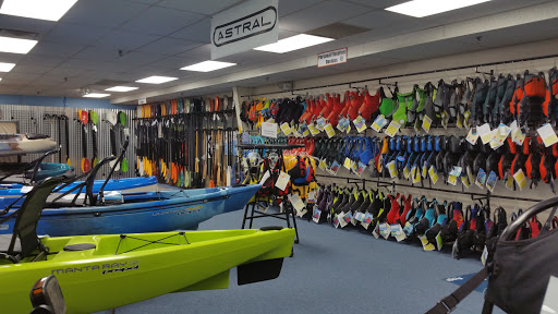 Bicycle Store «Trek Bicycle Store Greensboro», reviews and photos, 1209 Battleground Ave, Greensboro, NC 27408, USA