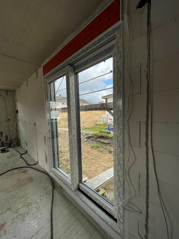 AYTEG - Fenster & Türen