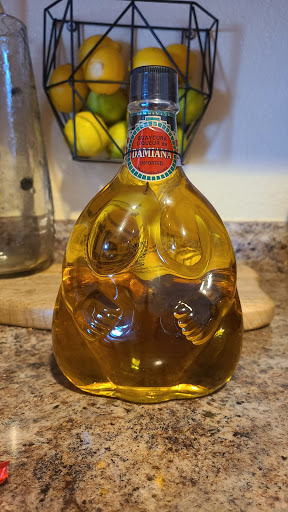 Liquor Store «Tip Top Liquor Warehouse», reviews and photos, 90 Dry Creek Rd, Healdsburg, CA 95448, USA