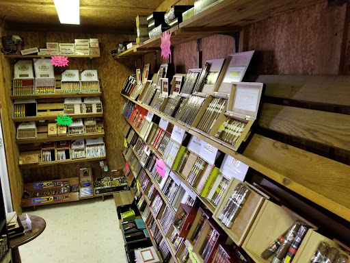 Tobacco Shop «Discount Smoke Shop», reviews and photos, 14666 Manchester Rd, Ballwin, MO 63011, USA