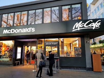 McDonald,s - Georgstraße 9, 30159 Hannover, Germany
