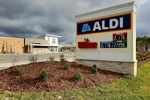 ALDI image