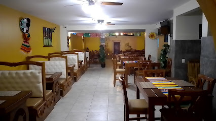 Restaurante La Patrona San Salvador - 77 al norte y 3 Ra calle poniente #3997 colonia escalón San Salvador CP, 1101, El Salvador