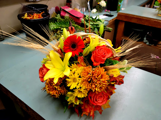 Florist «Maple Valley Buds and Blooms», reviews and photos, 23220 Maple Valley Black Diamond Rd SE #11, Maple Valley, WA 98038, USA