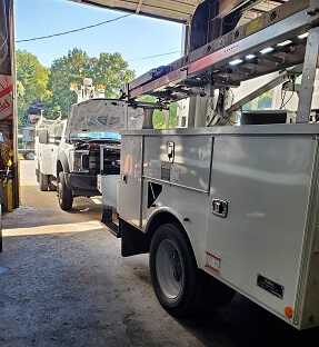 Auto Repair Shop «Vehicle Maintenance Services LLC», reviews and photos, 4236 Kanawha Turnpike, Charleston, WV 25309, USA