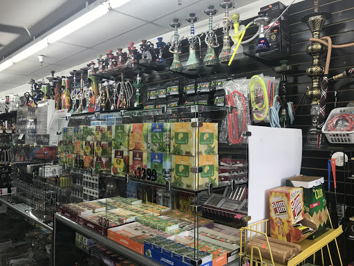 Tobacco Shop «Olive Smoke Shop», reviews and photos, 6750 W Olive Ave # 107, Peoria, AZ 85345, USA