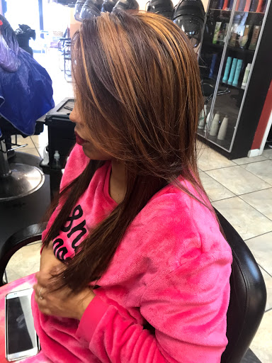 Beauty Salon «Tijeras Latinas Beauty Salon», reviews and photos, 115 Bloomfield Ave, Newark, NJ 07104, USA