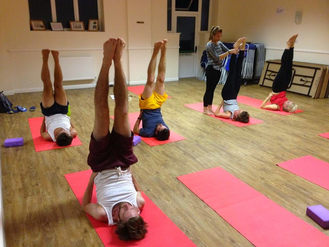Laura Spinney Yoga Pilates and Dance - Yoga studio