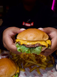 Photos du propriétaire du Restaurant de hamburgers Us Canteen - Argenteuil - n°7