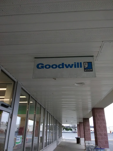 Thrift Store «Goodwill Store & Donation Center», reviews and photos, 602 E Lancaster Ave, Shillington, PA 19607, USA