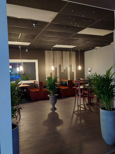 Movie Theater «Edison Park 8 Cinemas», reviews and photos, 2235 Winkler Ave, Fort Myers, FL 33901, USA