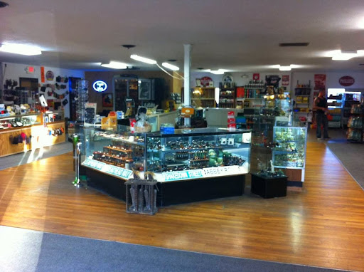 Tobacco Shop «Smoke Signals Pipe & Tobacco», reviews and photos, 3 Main St, Dover, NH 03820, USA