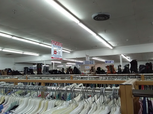 Thrift Store «Community Thrift Store», reviews and photos, 6015 Edgewater Dr, Orlando, FL 32810, USA
