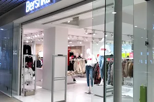 Bershka image