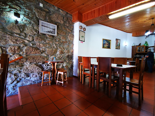 Restaurante 'O NEVÃO' em Sabugueiro