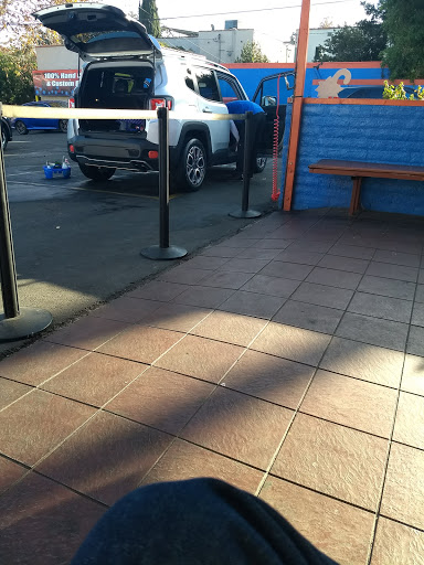 Car Wash «Expert Car Wash», reviews and photos, 900 South La Brea Ave, Los Angeles, CA 90036, USA