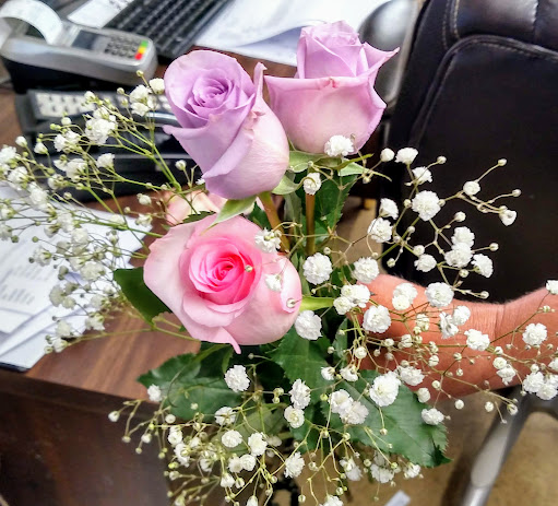 Florist «Villager Flowers & Gifts», reviews and photos, 5278 W Broad St, Columbus, OH 43228, USA