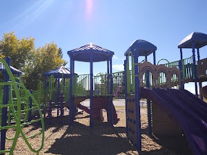 Daniel Fernandez Memorial Park - photo 3