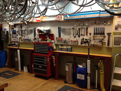 Bicycle Store «Bicycle Garage, Inc.», reviews and photos, 507 E Kirkwood Ave, Bloomington, IN 47408, USA
